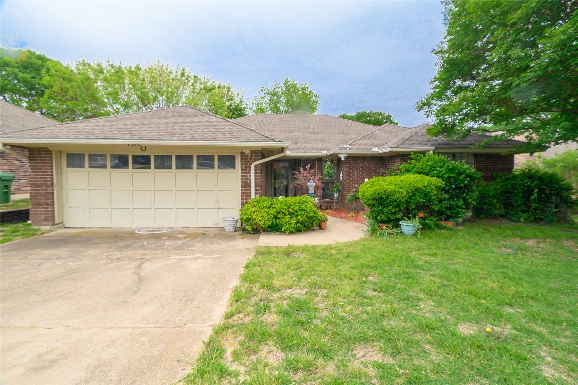 7516 Sean Drive North Richland Hills TX 76182
