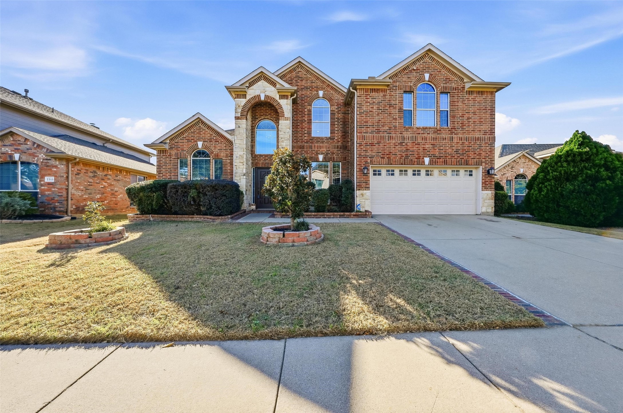 2319 Goshawk Street Grand Prairie TX 75052