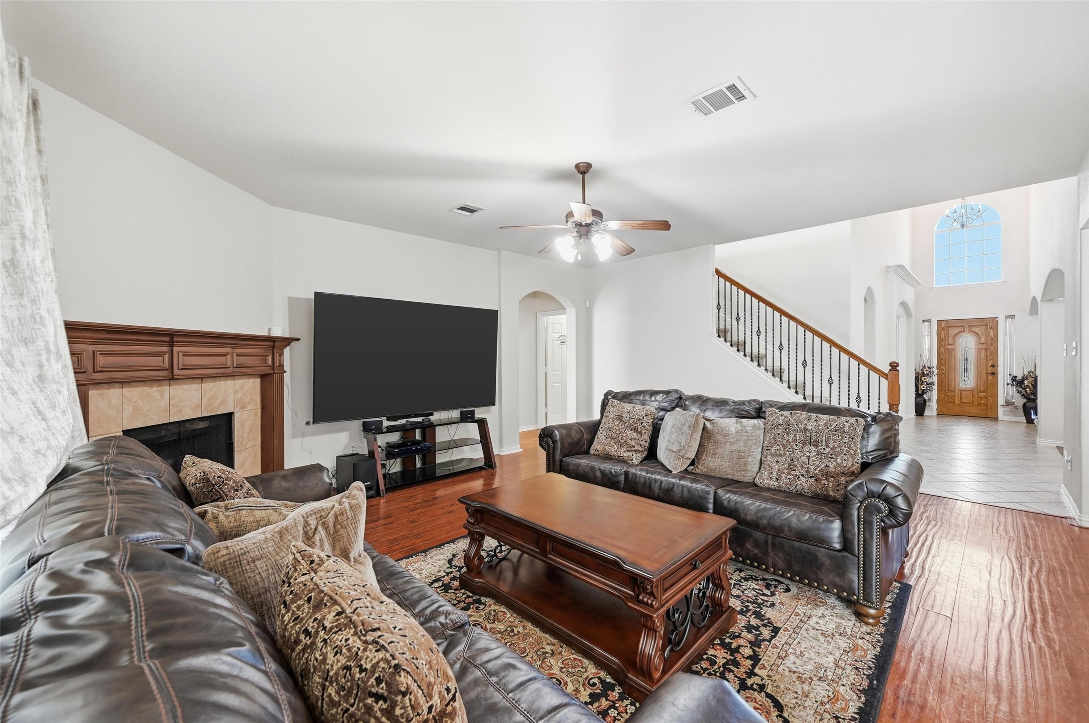 2319 Goshawk Street Grand Prairie TX 75052