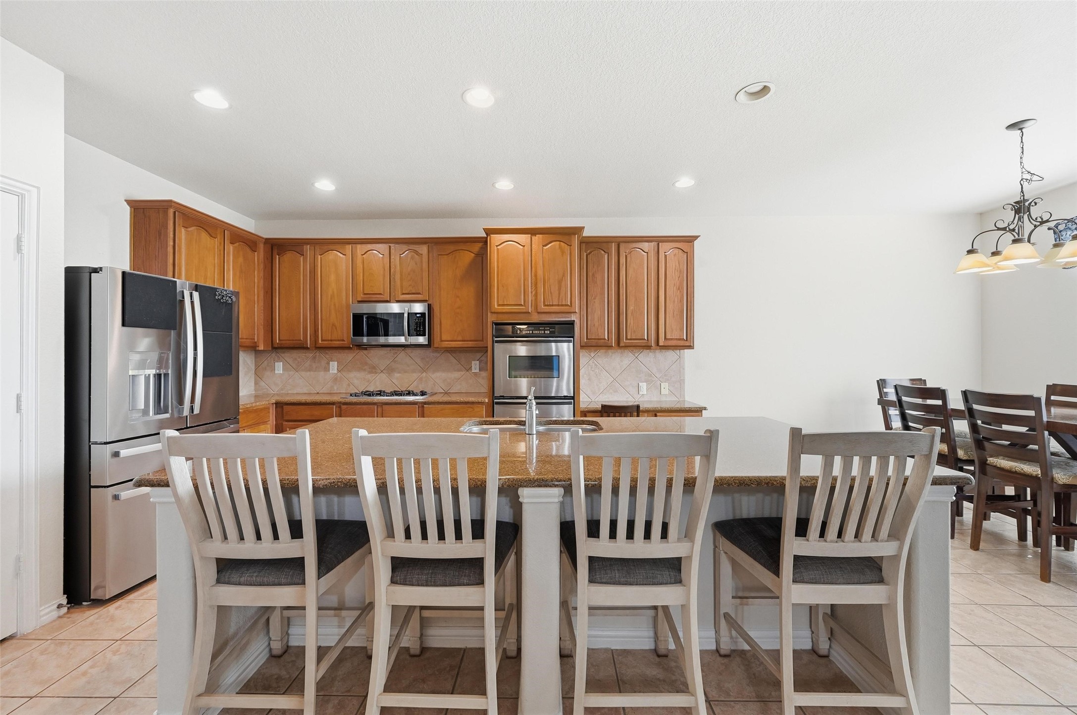 2319 Goshawk Street Grand Prairie TX 75052