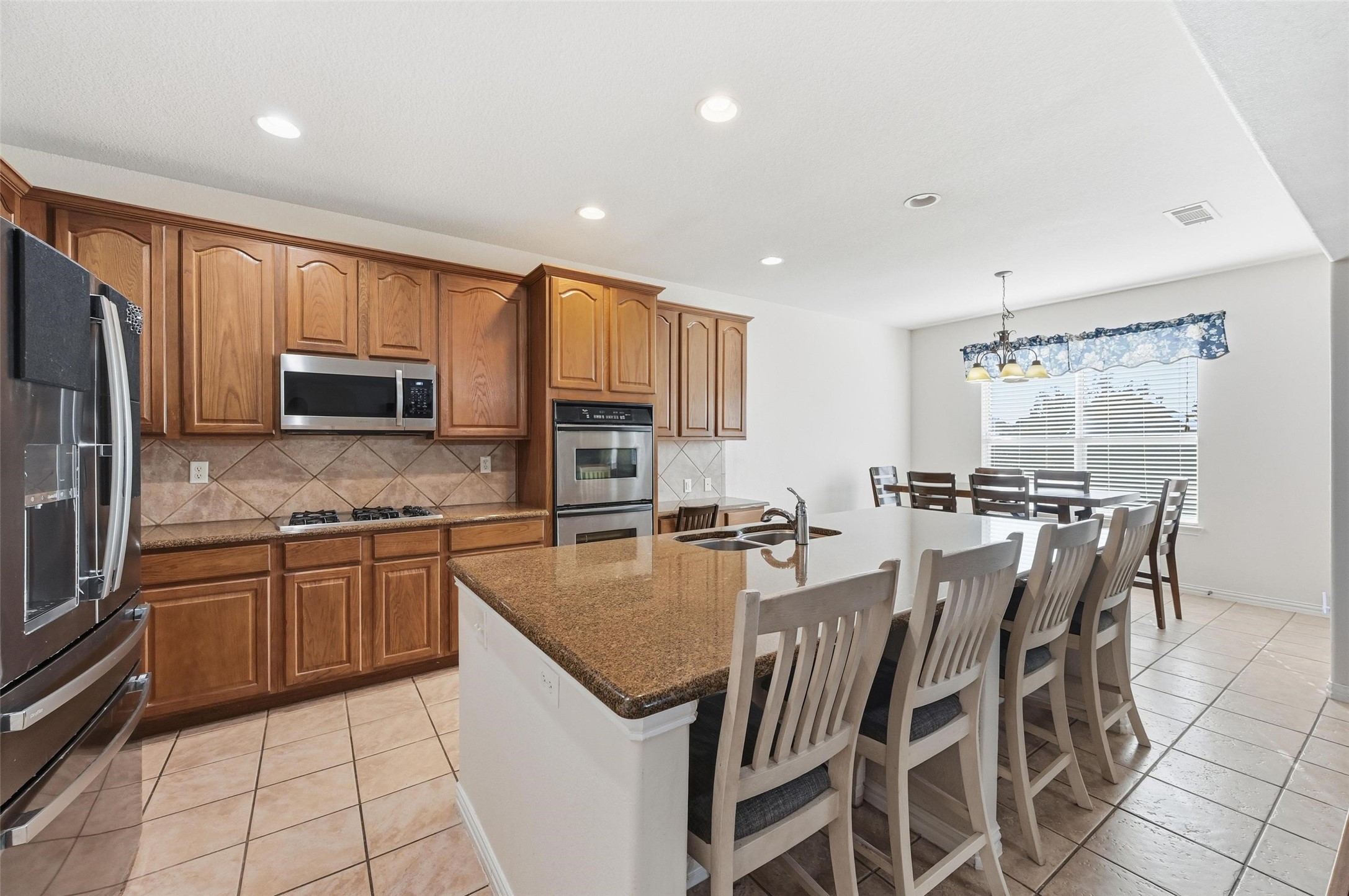 2319 Goshawk Street Grand Prairie TX 75052