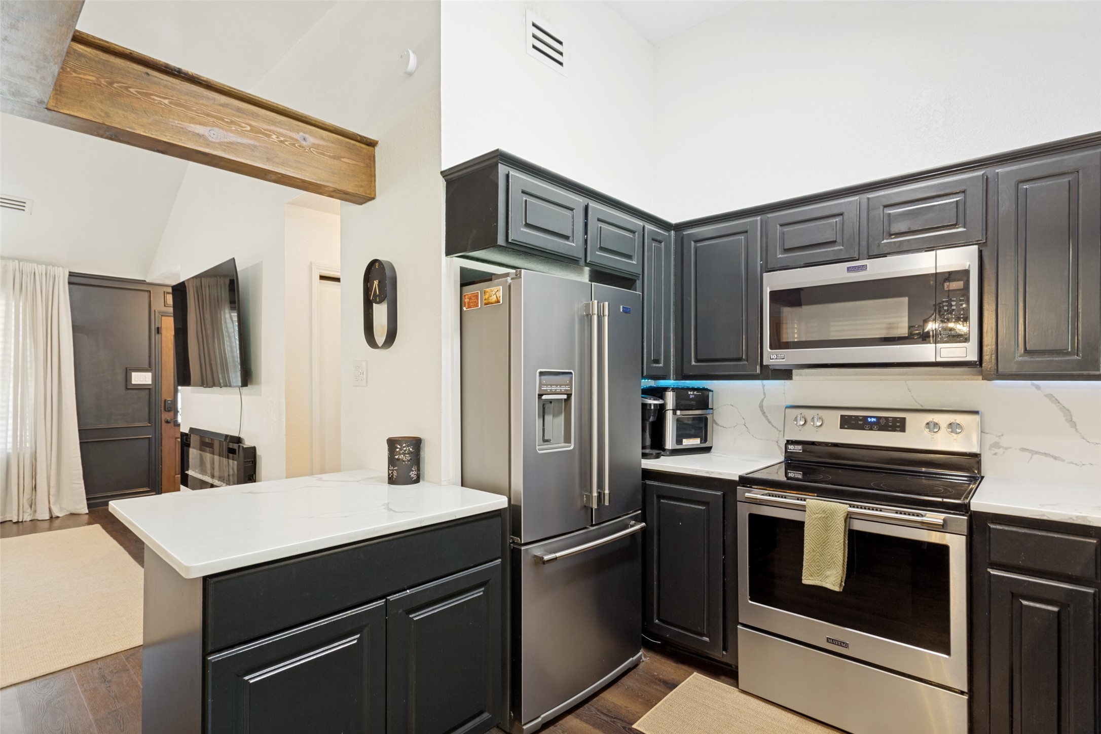 609 Henderson Street Joshua TX 76058