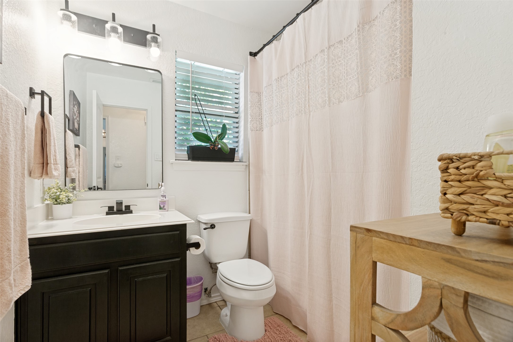 609 Henderson Street Joshua TX 76058
