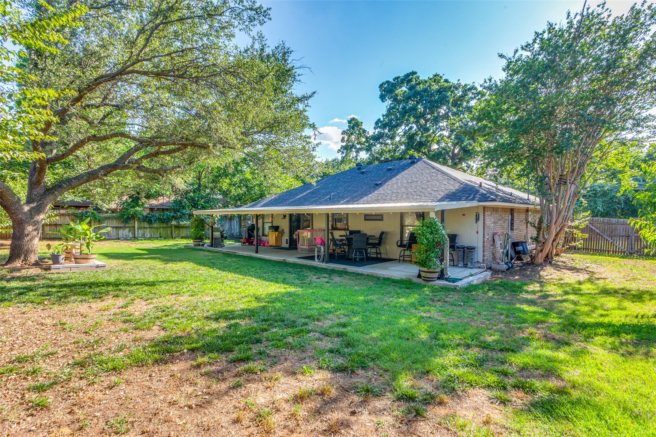 609 Henderson Street Joshua TX 76058