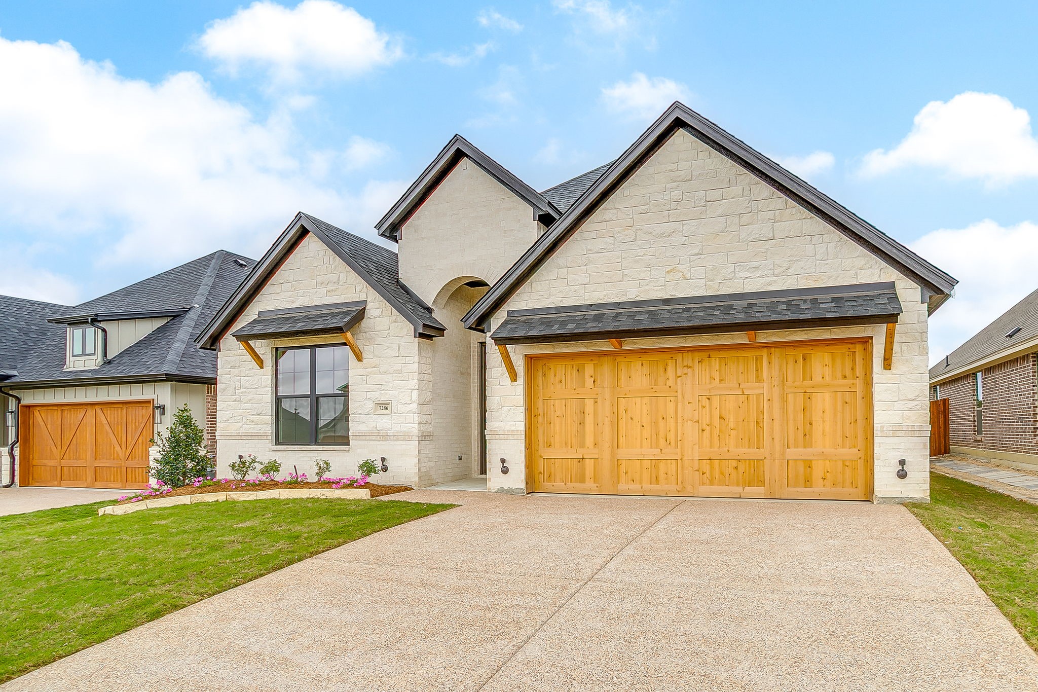 7286 Velvetleaf Benbrook TX 76126