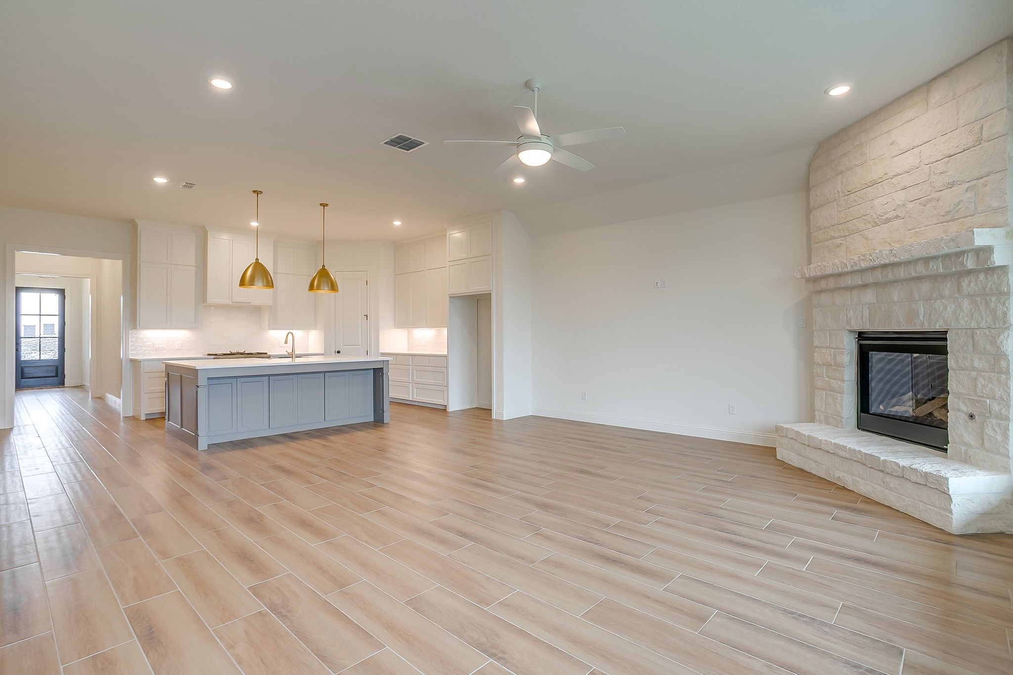 7286 Velvetleaf Benbrook TX 76126