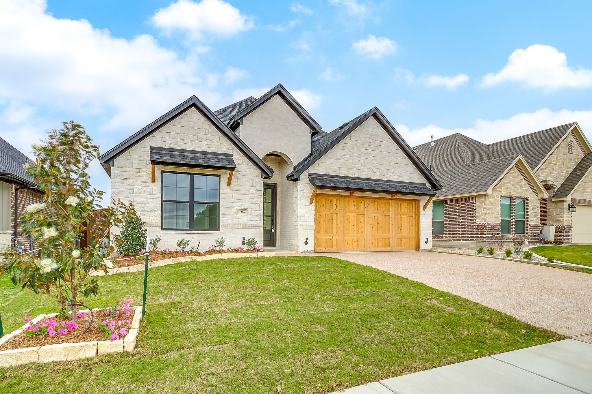 7286 Velvetleaf Benbrook TX 76126