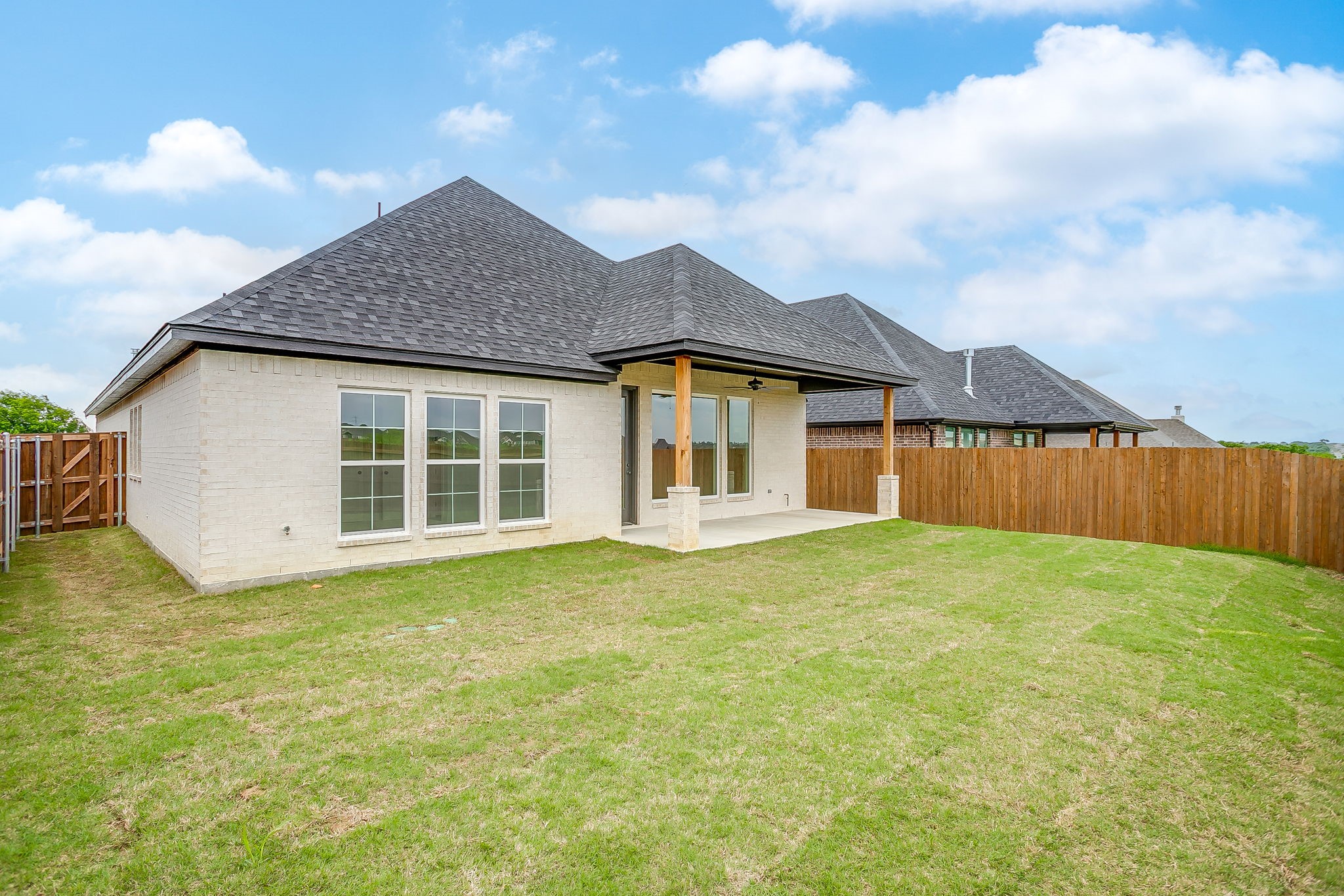 7286 Velvetleaf Benbrook TX 76126