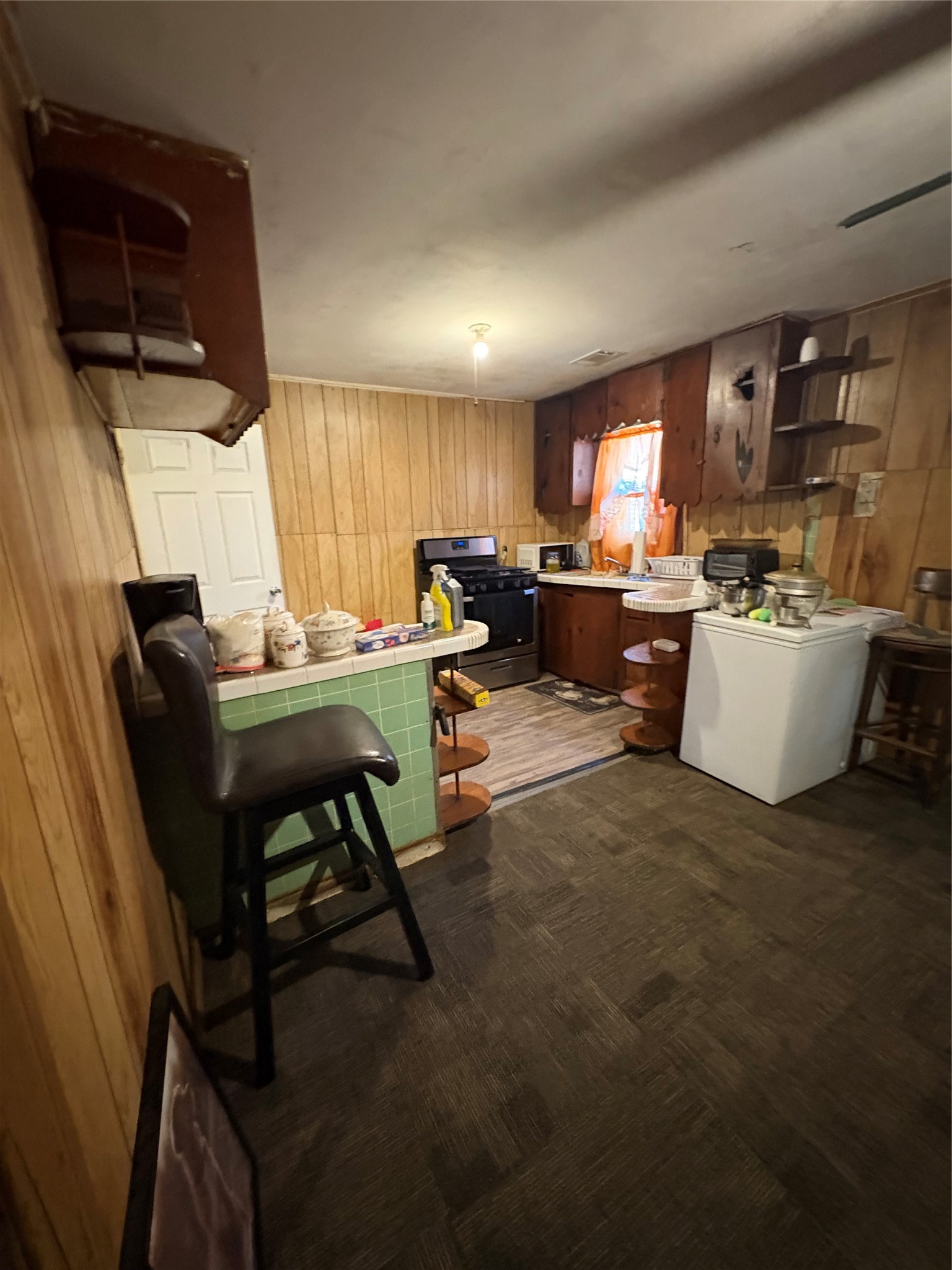 2564 High Crest Avenue Fort Worth TX 76111