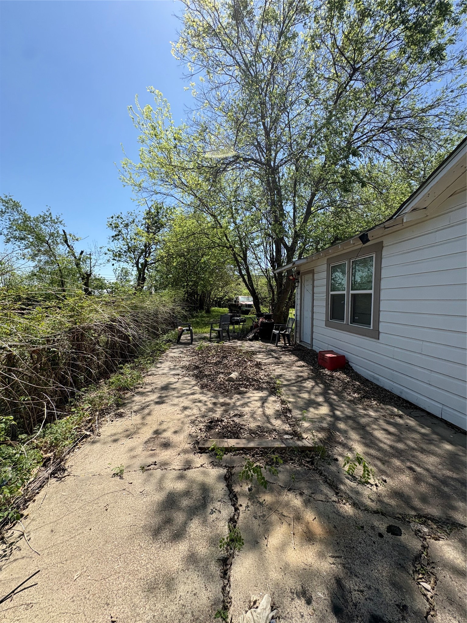 2564 High Crest Avenue Fort Worth TX 76111