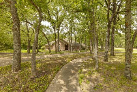 3556 Elmwood Drive Greenville TX 75402