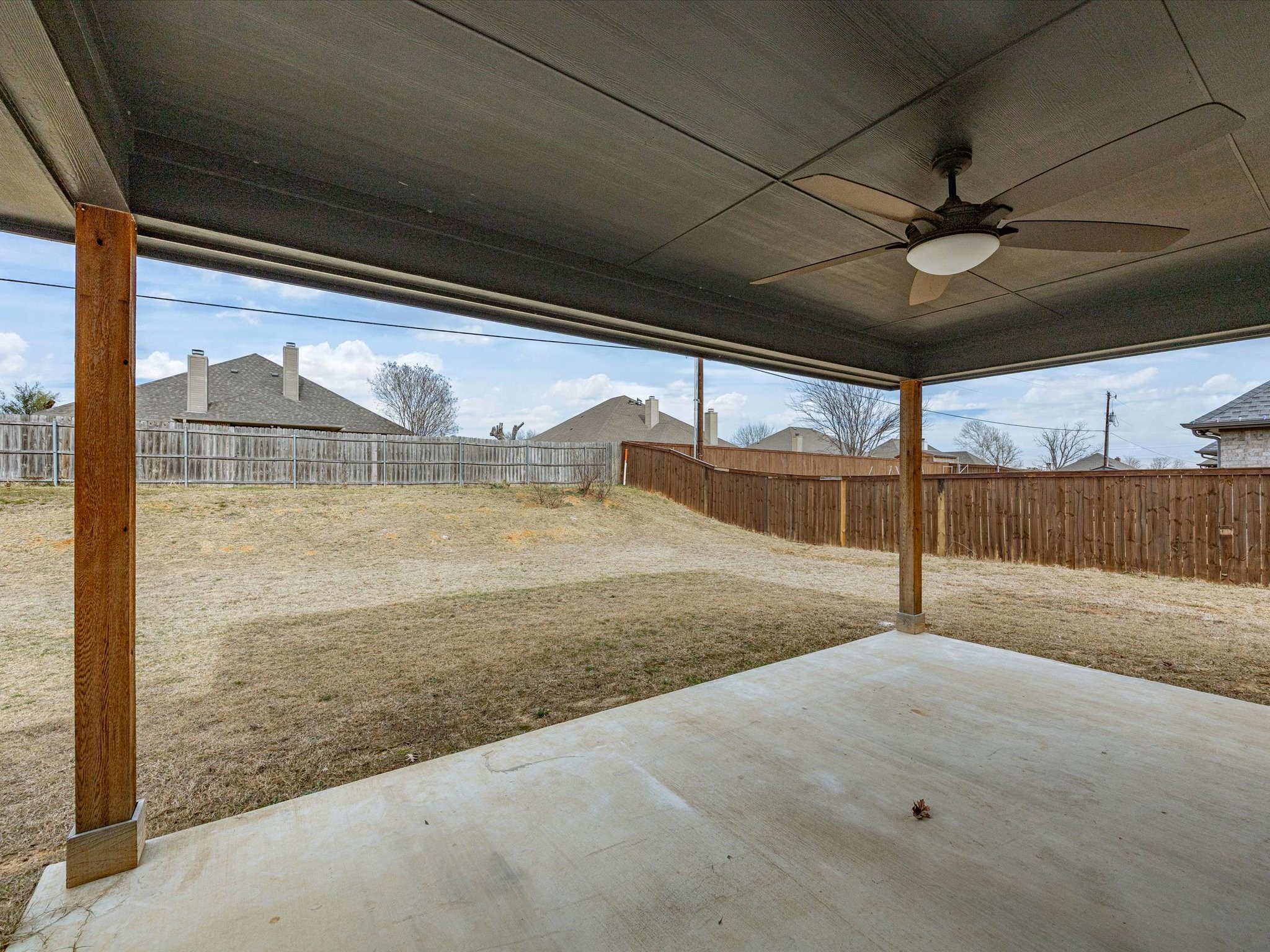 2301 Briarwood Drive Bridgeport TX 76426