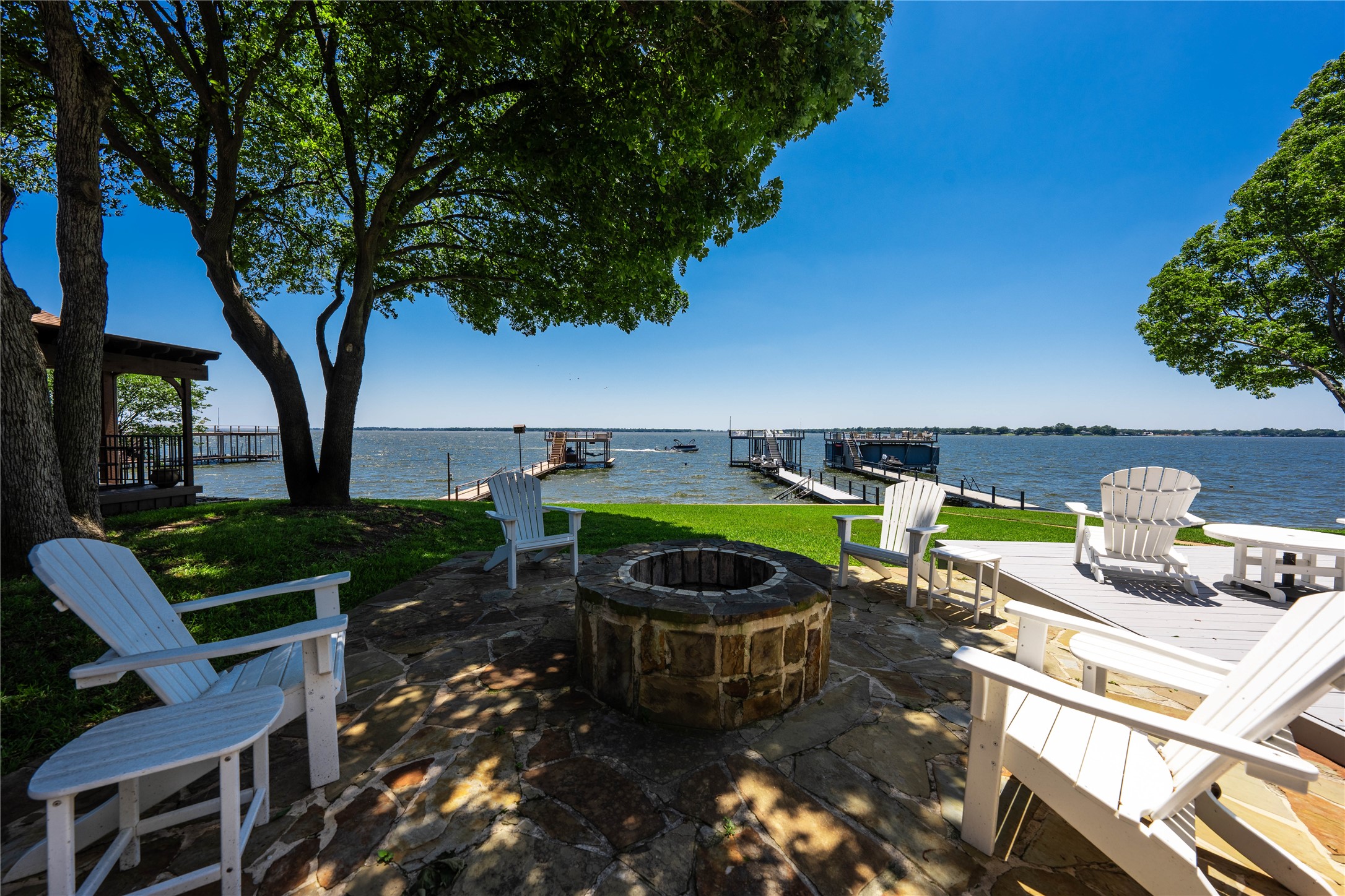 684 Enchanted Isles Drive Mabank TX 75156