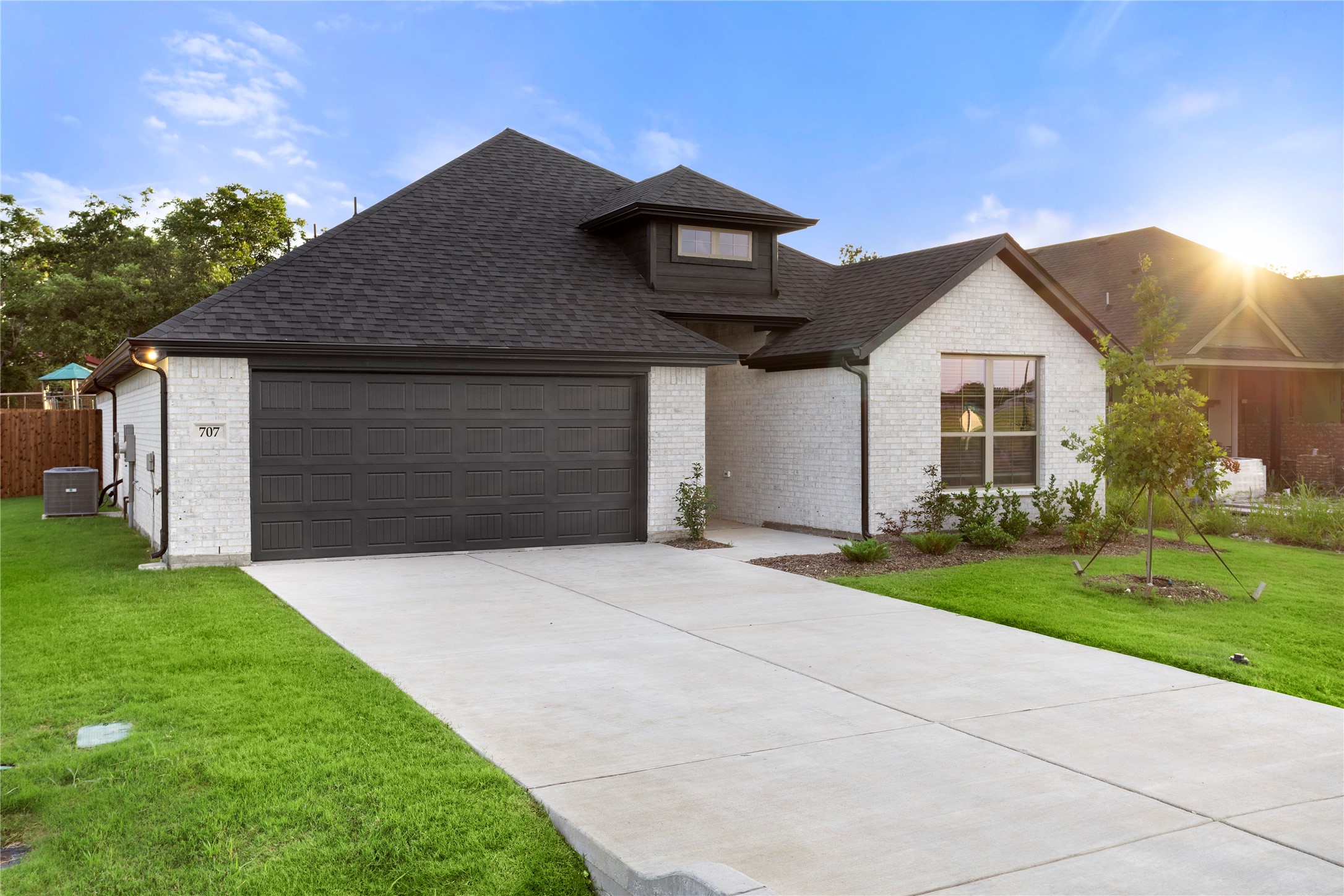 707 Escovedo Drive Italy TX 76651