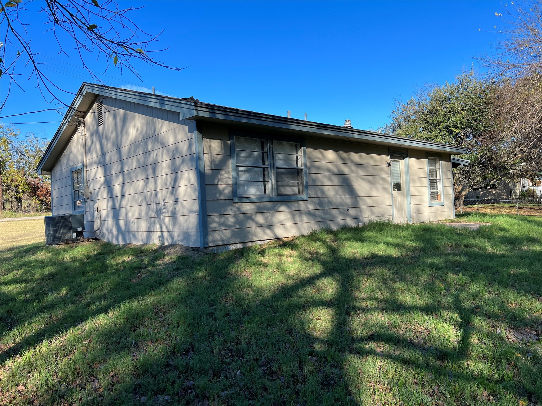 3711 Greenwood Road Weatherford TX 76088