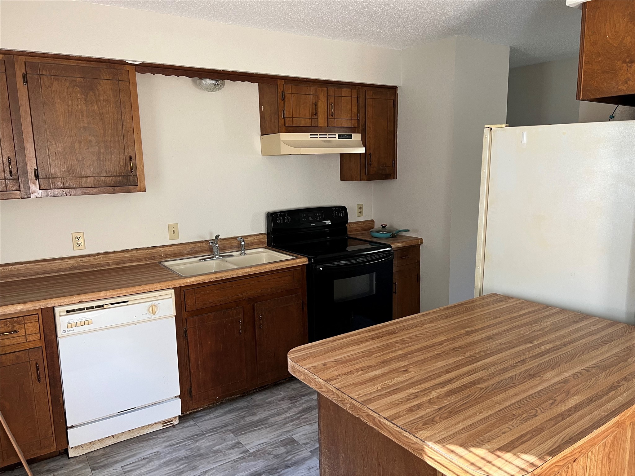 3711 Greenwood Road Weatherford TX 76088