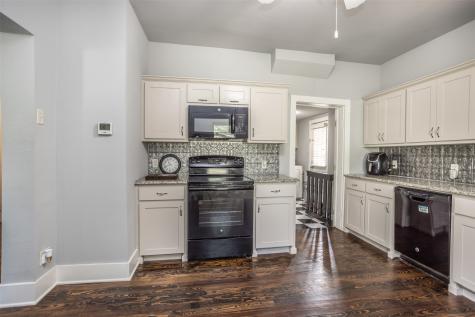 230 E Main Street Lindsay TX 76250
