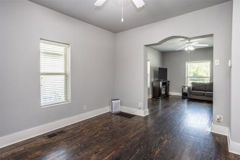 230 E Main Street Lindsay TX 76250