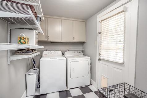 230 E Main Street Lindsay TX 76250