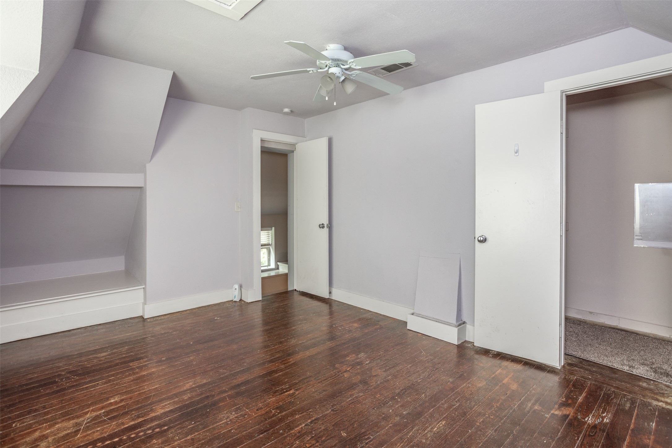 230 E Main Street Lindsay TX 76250