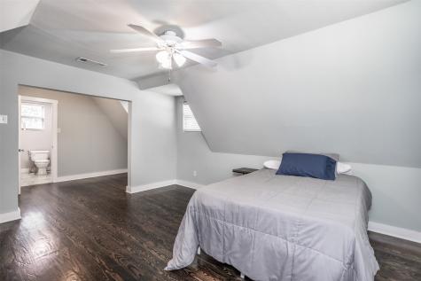 230 E Main Street Lindsay TX 76250