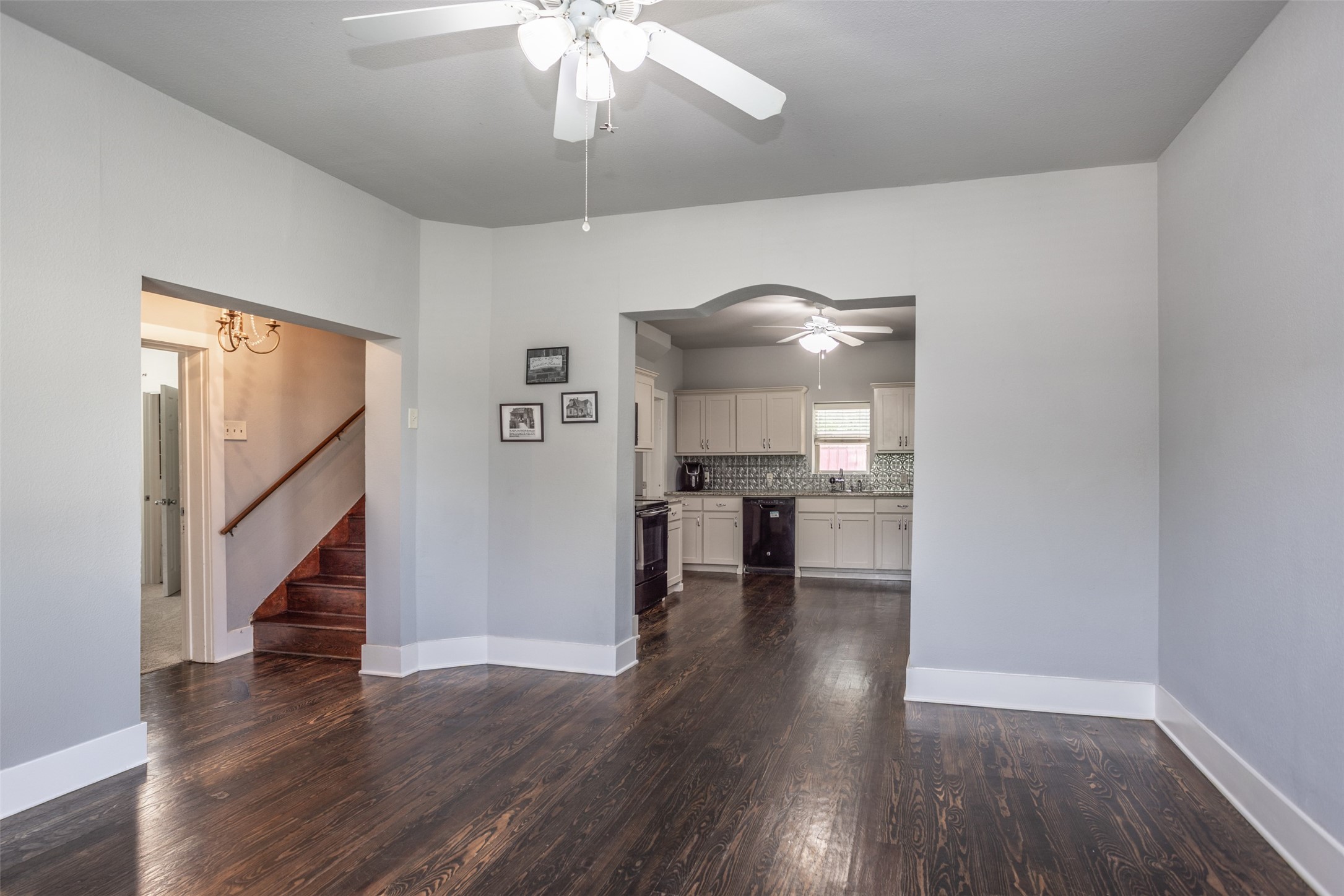 230 E Main Street Lindsay TX 76250