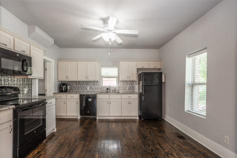230 E Main Street Lindsay TX 76250