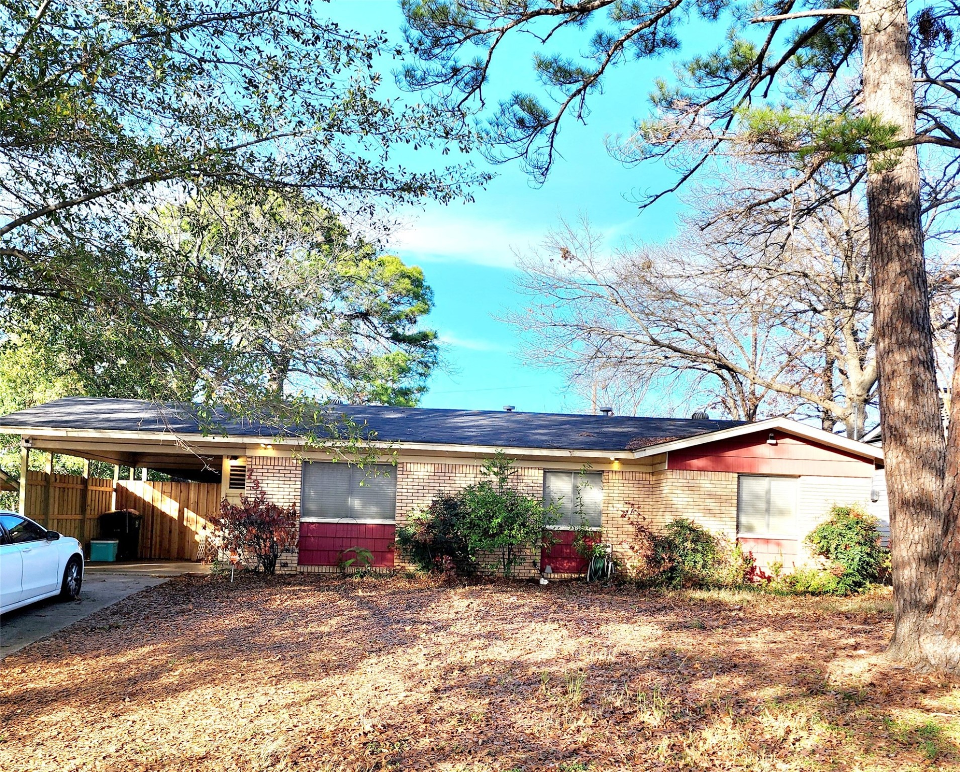 7371 Hightower Street Fort Worth TX 76112