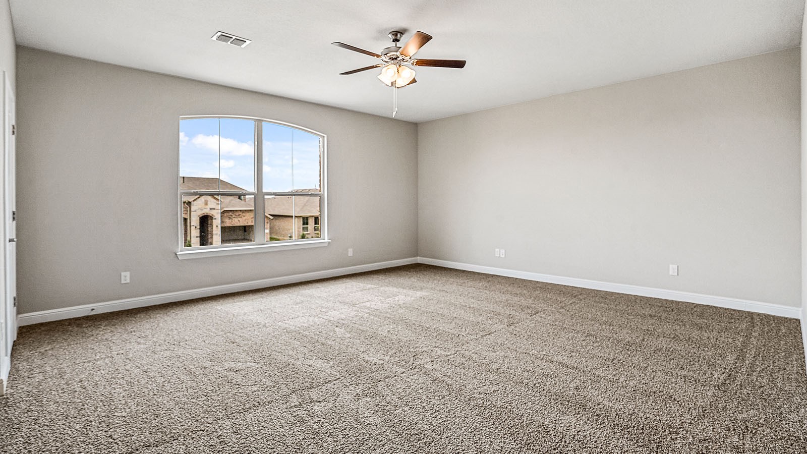 1469 Canterbury Trail Desoto TX 75115
