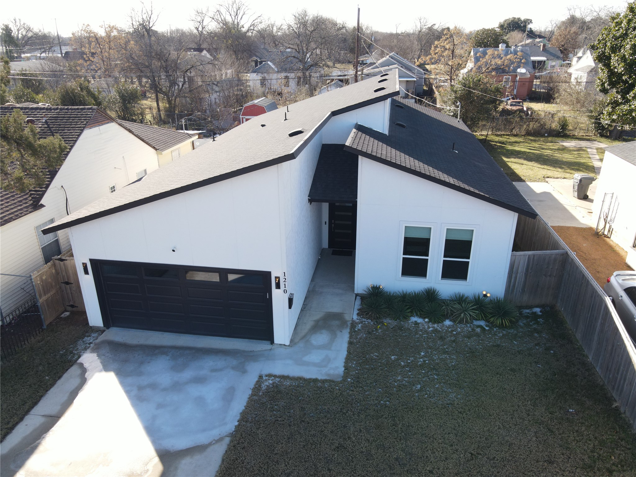 1210 Morrell Avenue Dallas TX 75203