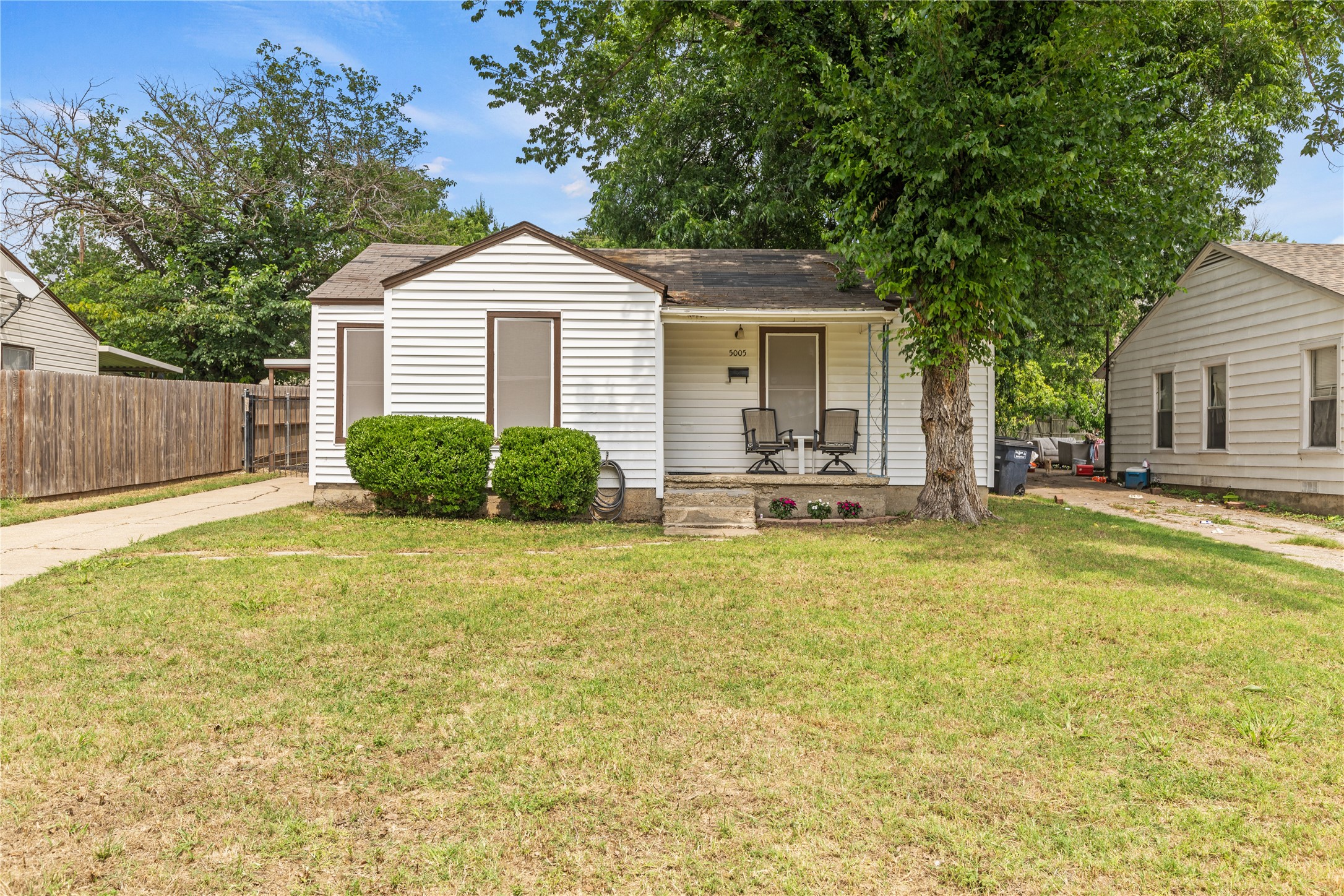 5005 Royal Drive Fort Worth TX 76116