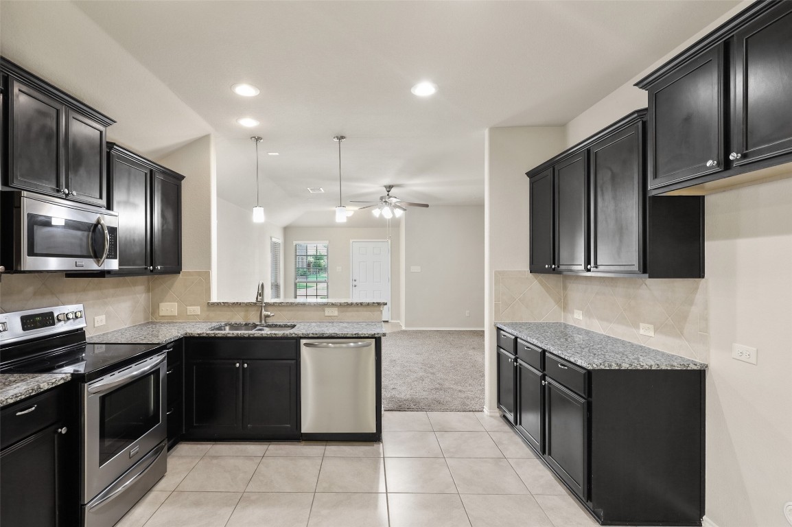 8801 Tenderfoot Lane Aubrey TX 76227