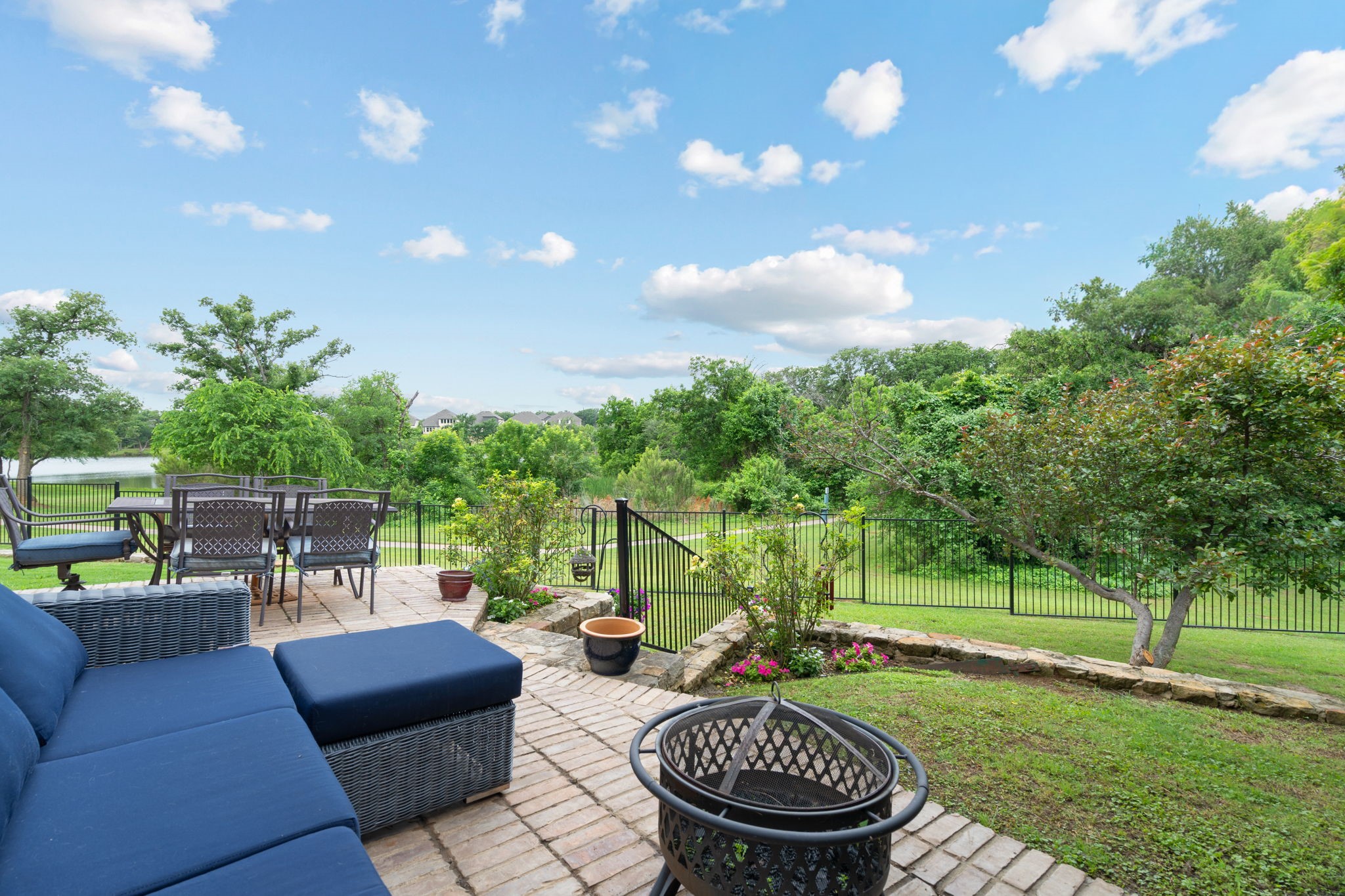 2703 Pottery Trail Corinth TX 76210
