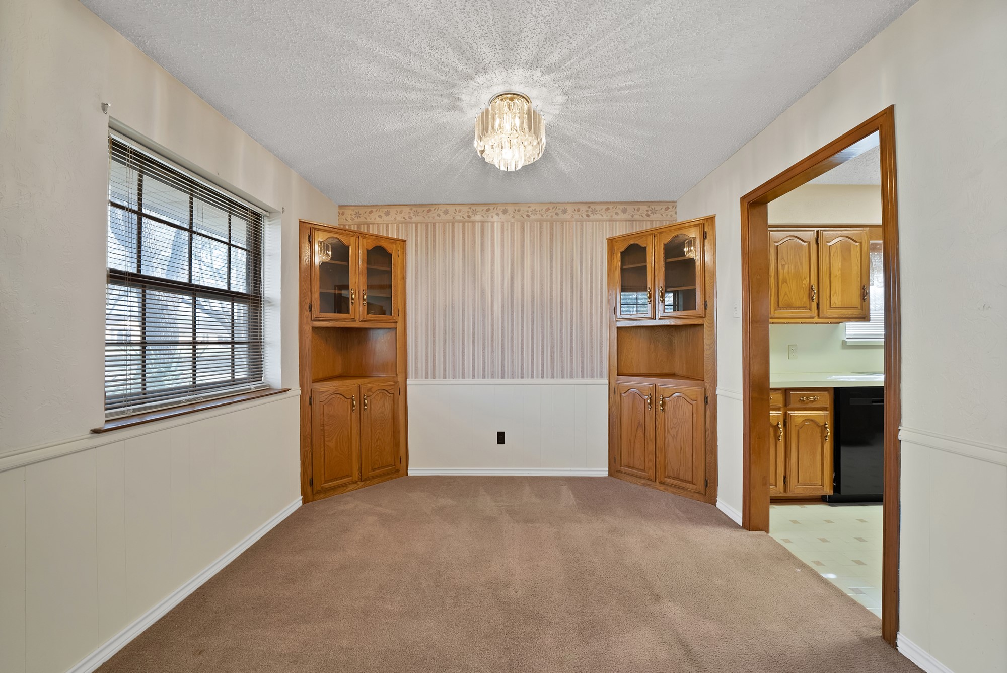 405 Shadowwood Trail Ovilla TX 75154