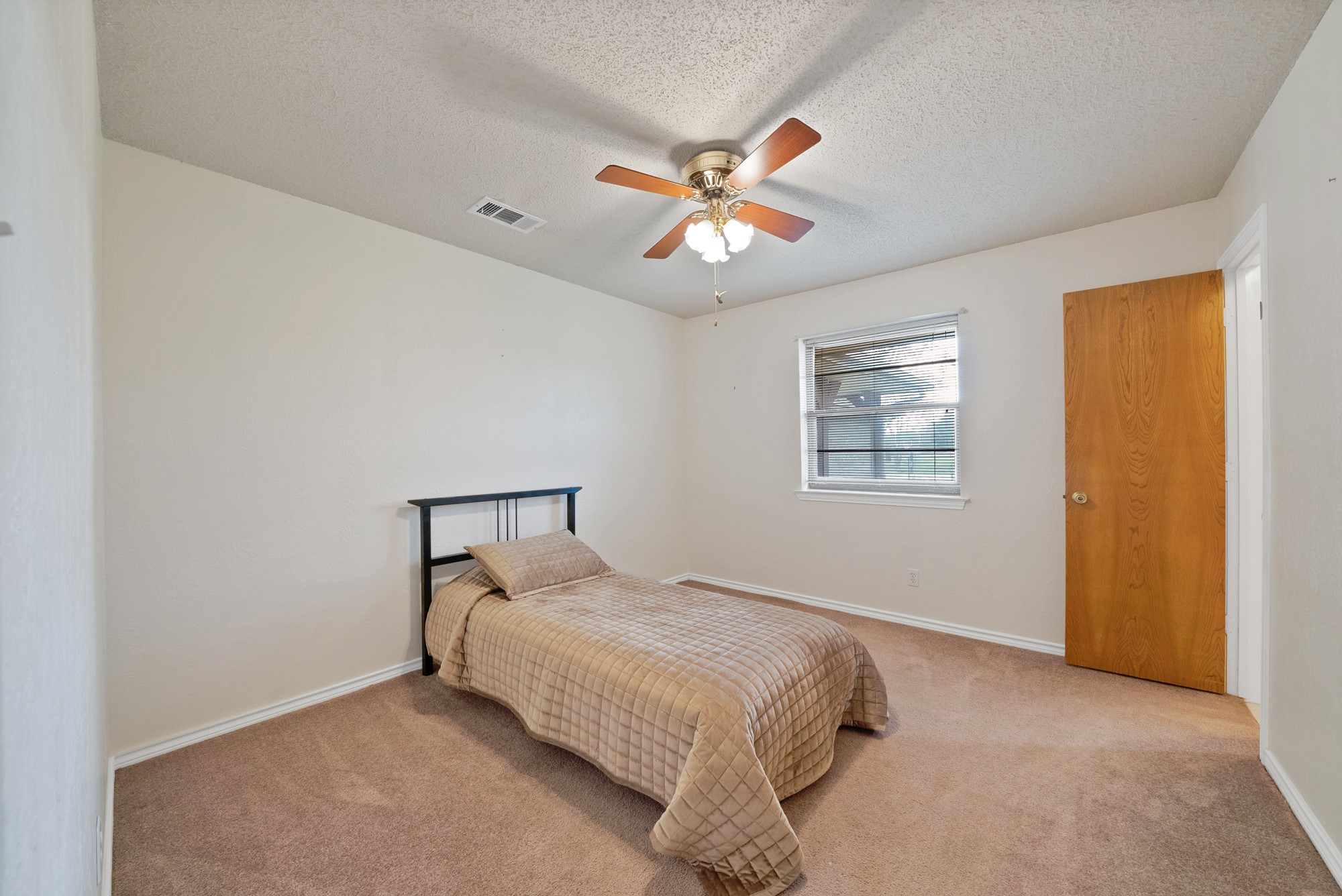 405 Shadowwood Trail Ovilla TX 75154