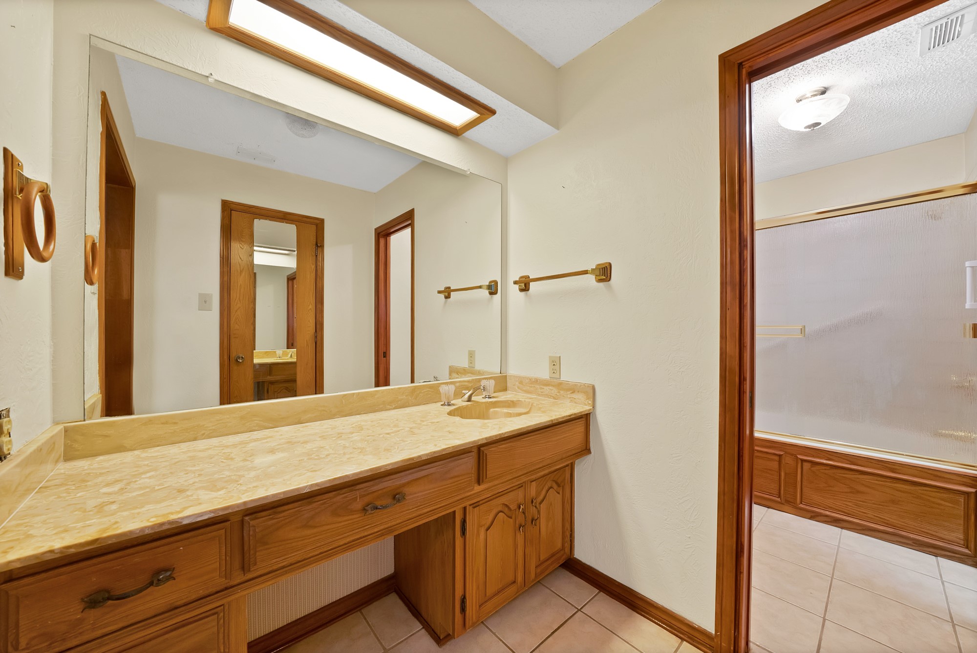 405 Shadowwood Trail Ovilla TX 75154