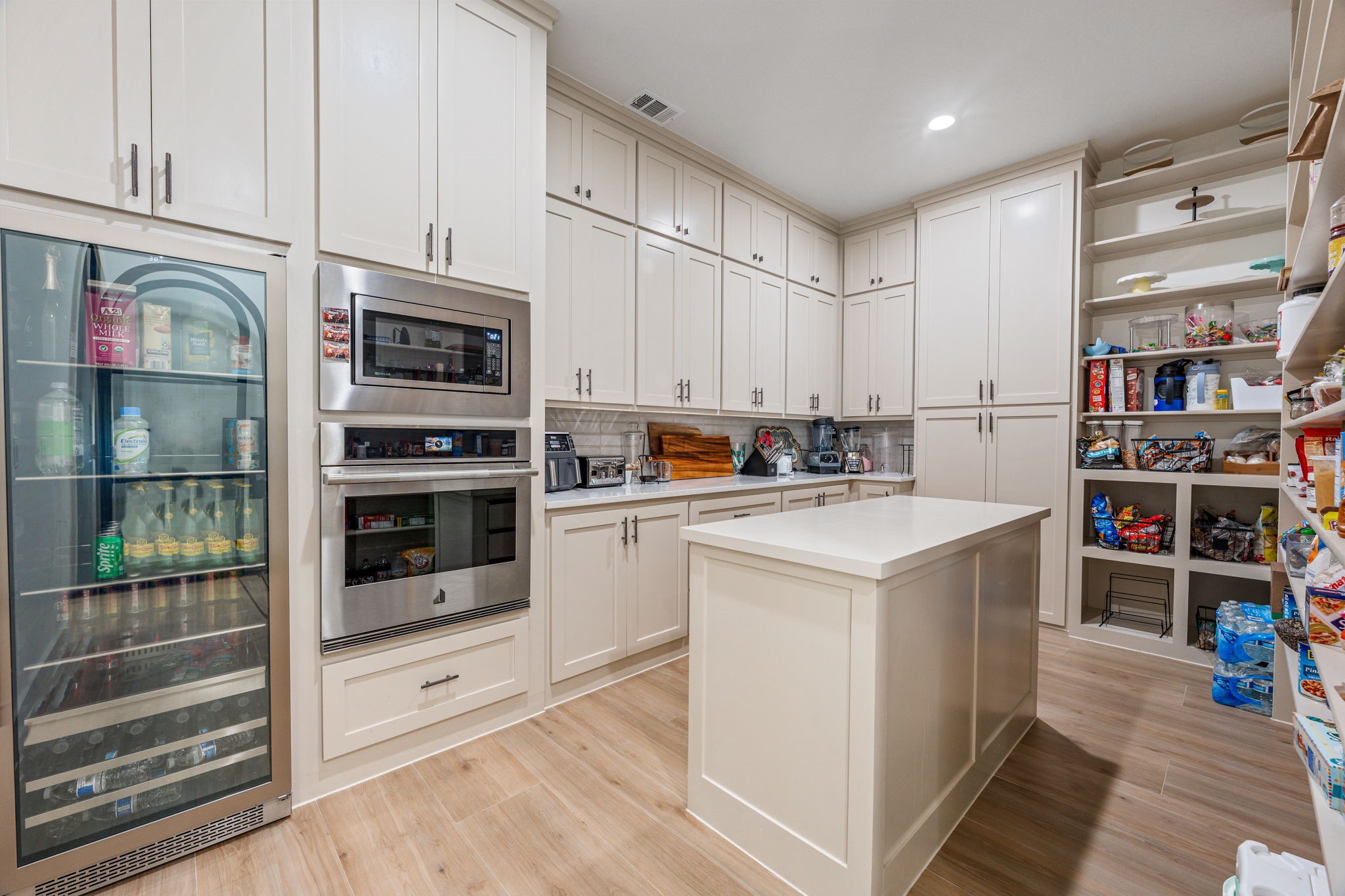 1804 Laguna Bay S Pelican Bay TX 76020