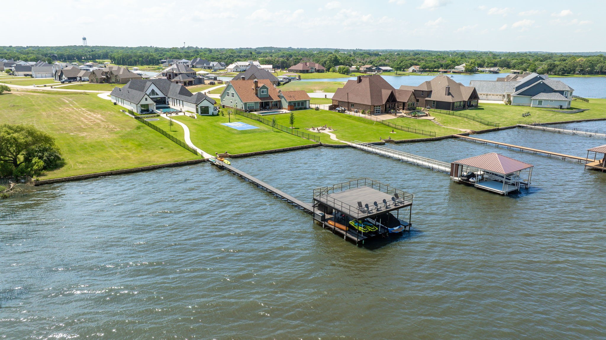 1804 Laguna Bay S Pelican Bay TX 76020