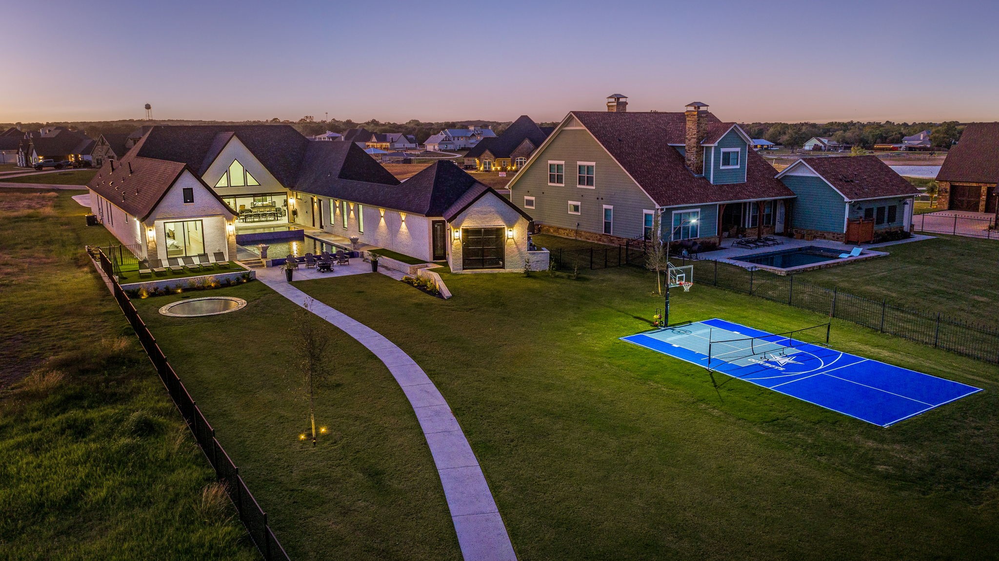 1804 Laguna Bay S Pelican Bay TX 76020
