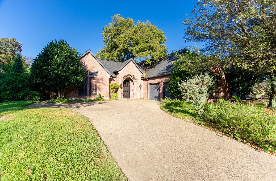 3221 Oak Hollow Drive Plano TX 75093