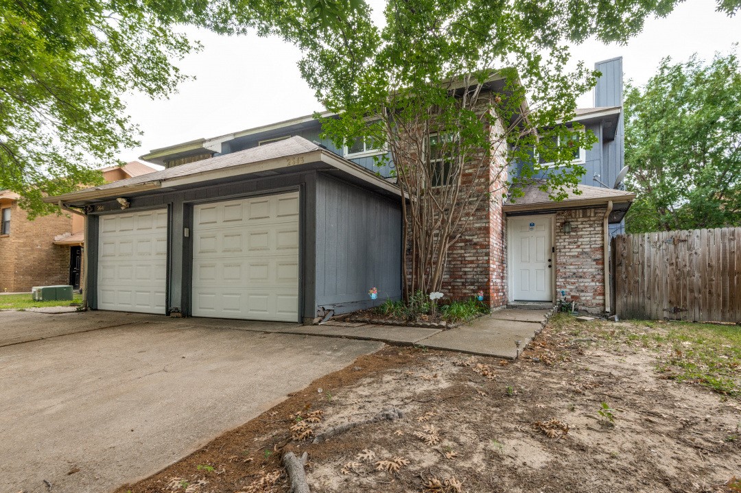 2643 San Sabastian Circle Grand Prairie TX 75052