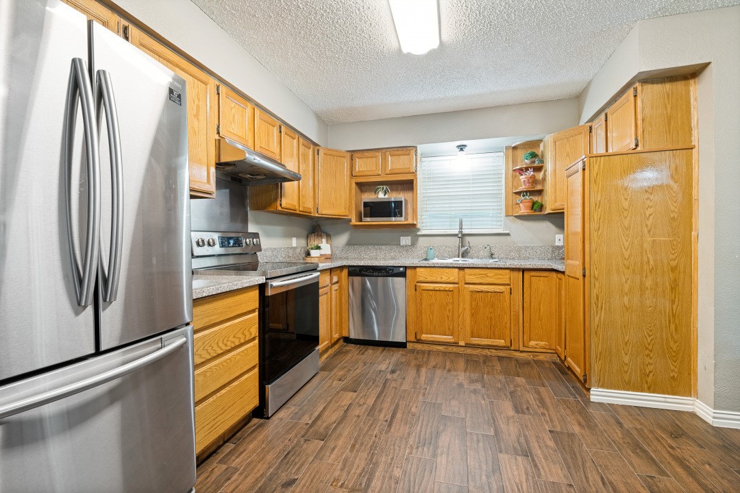 2643 San Sabastian Circle Grand Prairie TX 75052