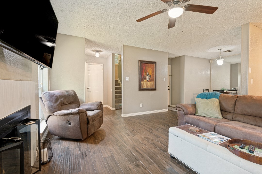 2643 San Sabastian Circle Grand Prairie TX 75052