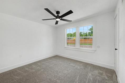 1000 Schieffer Avenue Fort Worth TX 76110