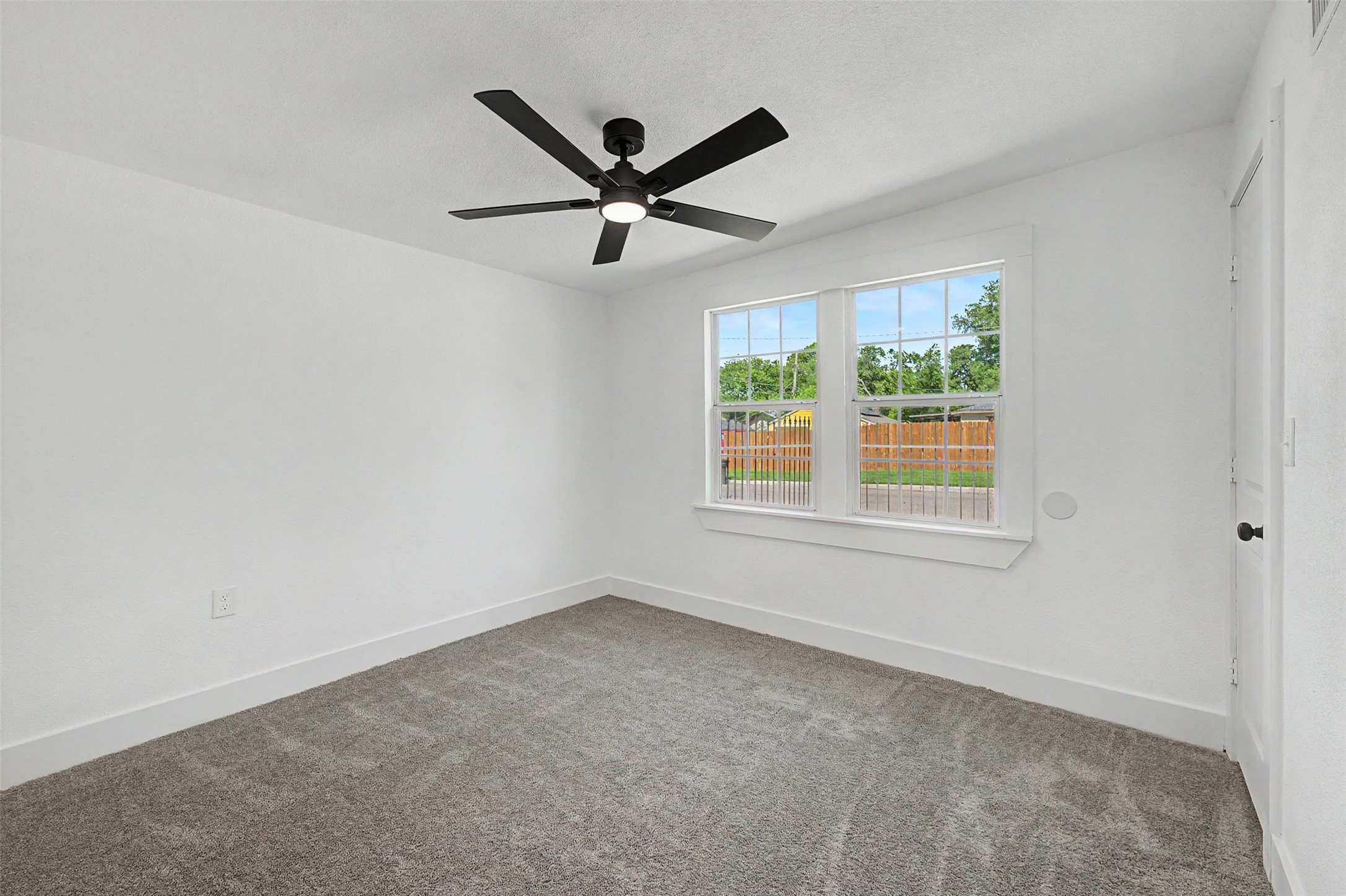 1000 Schieffer Avenue Fort Worth TX 76110