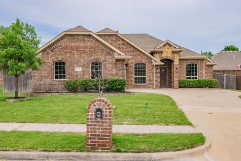 1115 Oak Ridge Road Forney TX 75126