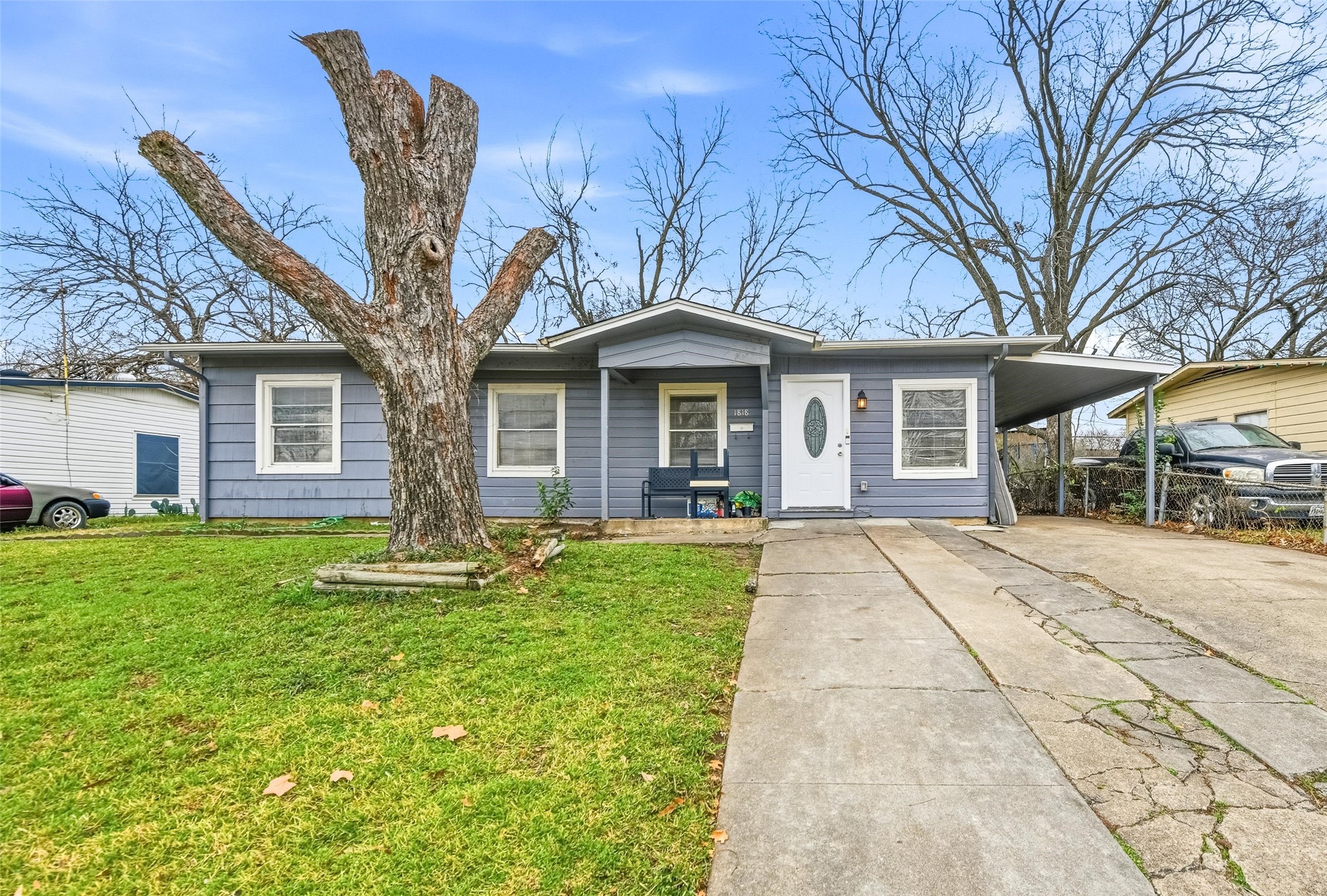 1818 Reever Street Arlington TX 76010