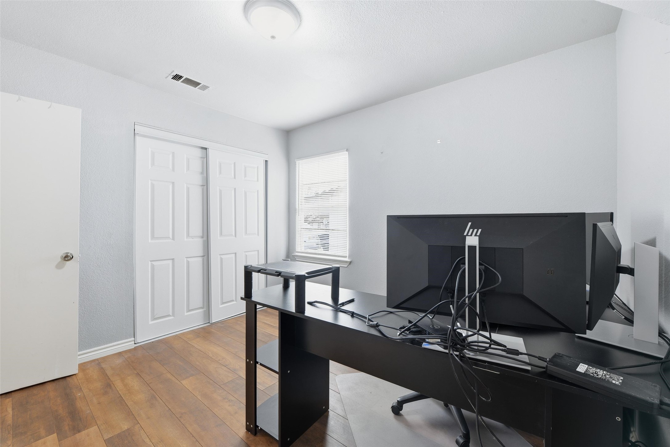 1818 Reever Street Arlington TX 76010