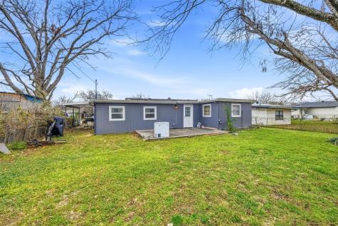1818 Reever Street Arlington TX 76010