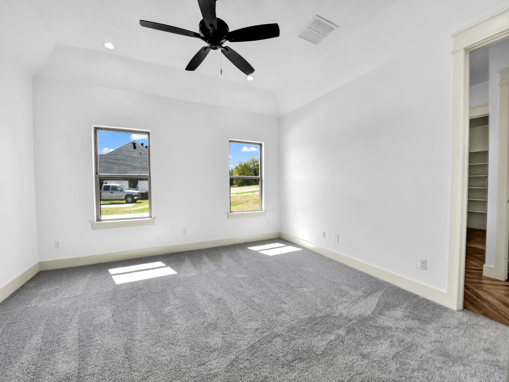 10016 Valley Oak Way Springtown TX 76082